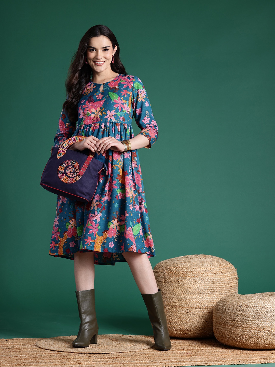 

Sangria Keyhole Neck Floral Printed A-Line Ethnic Dress, Blue