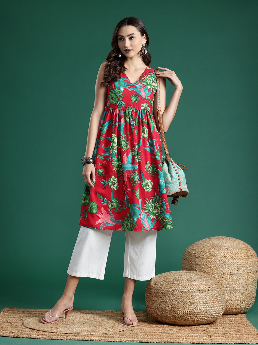 

Sangria Floral Printed A-Line Pleated Kurta, Red