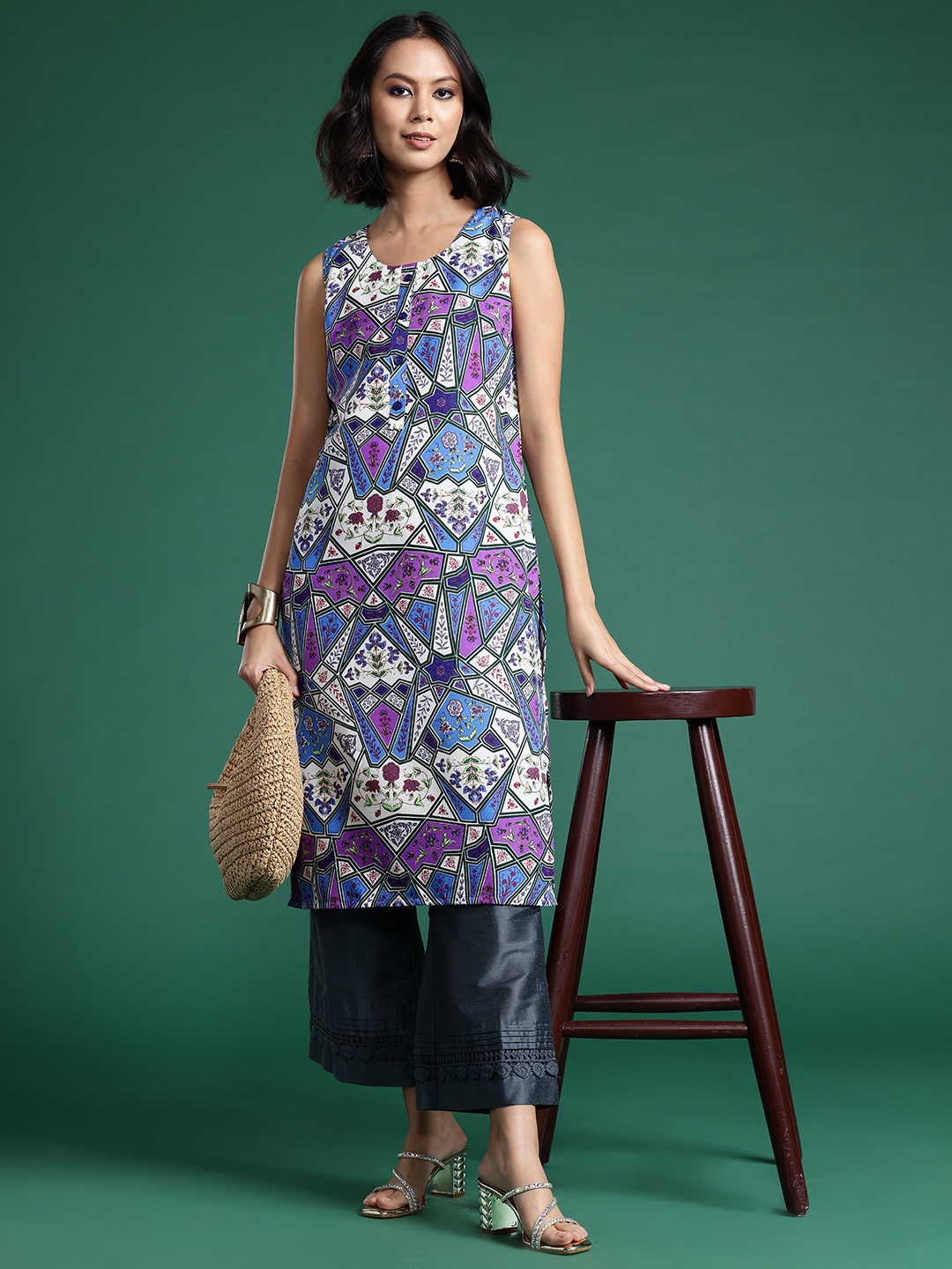 

Sangria Ethnic Motifs Printed Kurta, Purple