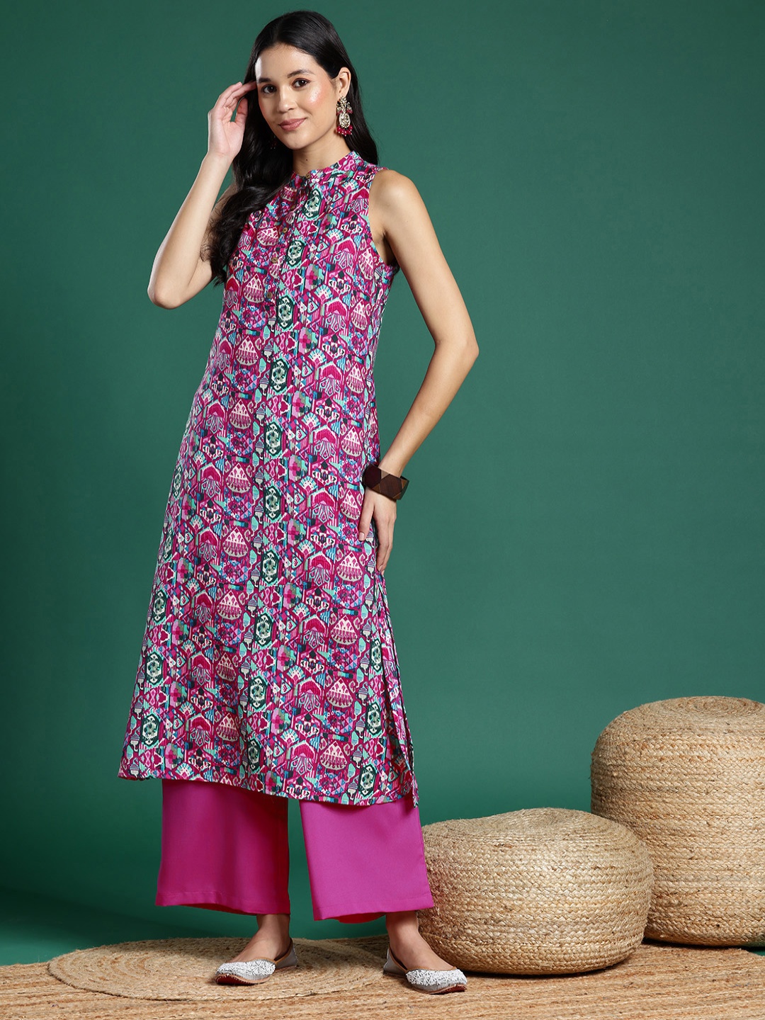 

Sangria Printed Regular Kurta with Palazzos, Pink
