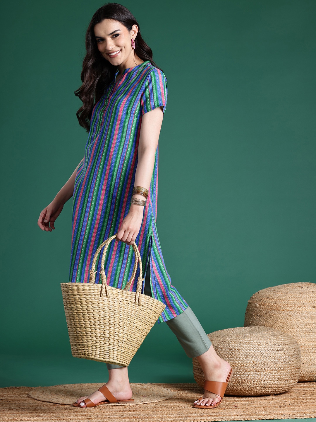 

Sangria Striped Straight Kurta, Blue