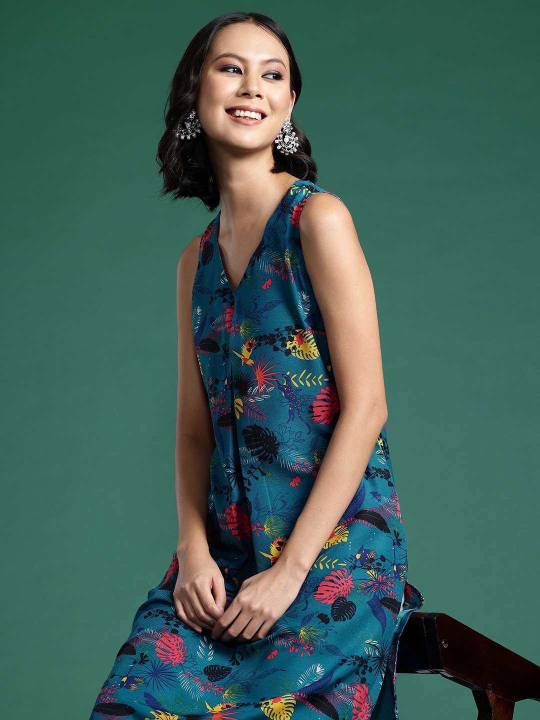 

Sangria Floral Printed Kurta, Teal