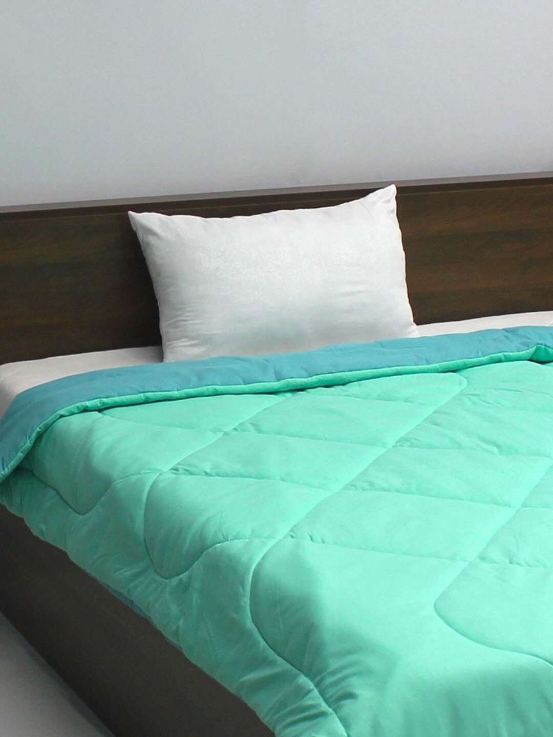 

Rubix Home All Season Green Mild Winter 300 GSM Reversible Single Bed Comforter