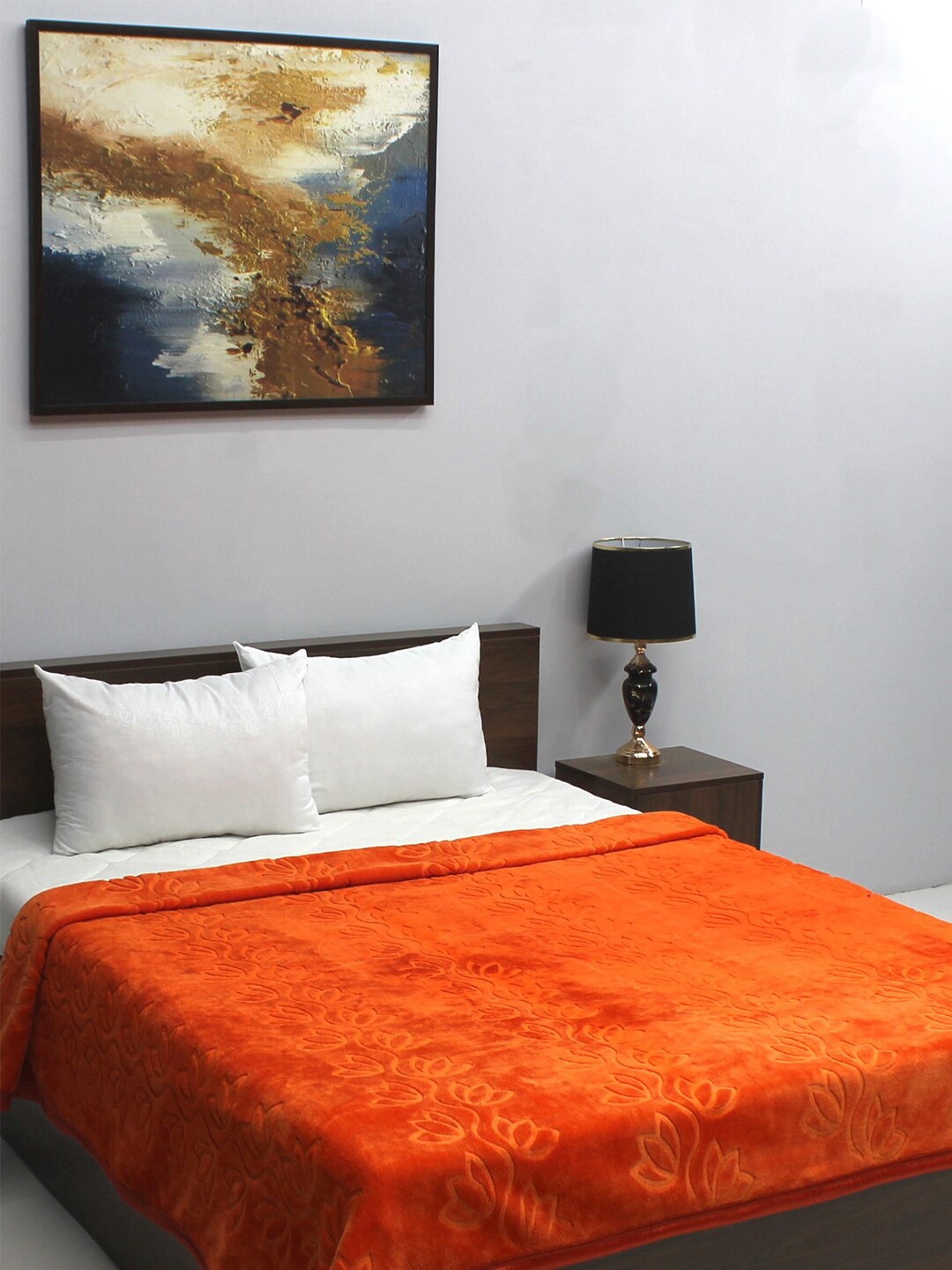 

Rubix Home All Season Orange Ethnic Motifs AC Room 300 GSM Double Bed Blanket