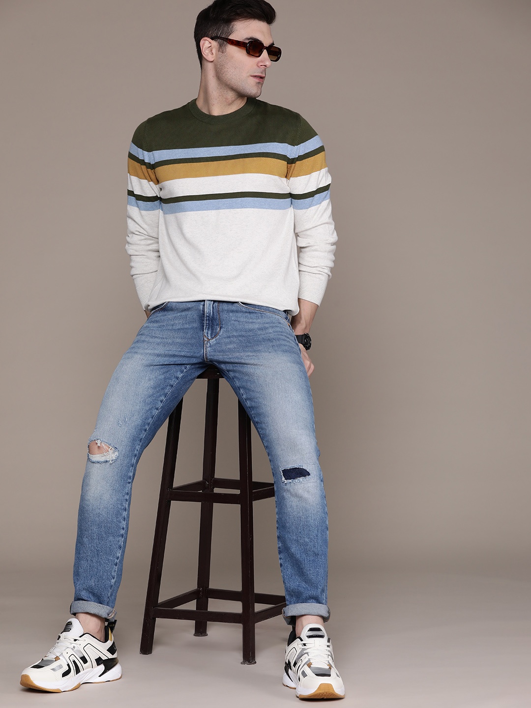 

Roadster Men Colourblocked Cotton Pullover, White