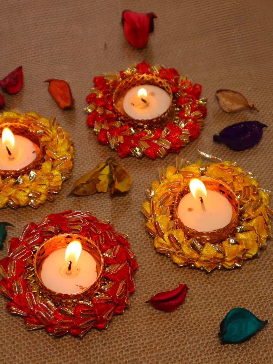 

HOME AUZAR 2-Pcs Red Textured Tea-Light Gota Patti Diyas