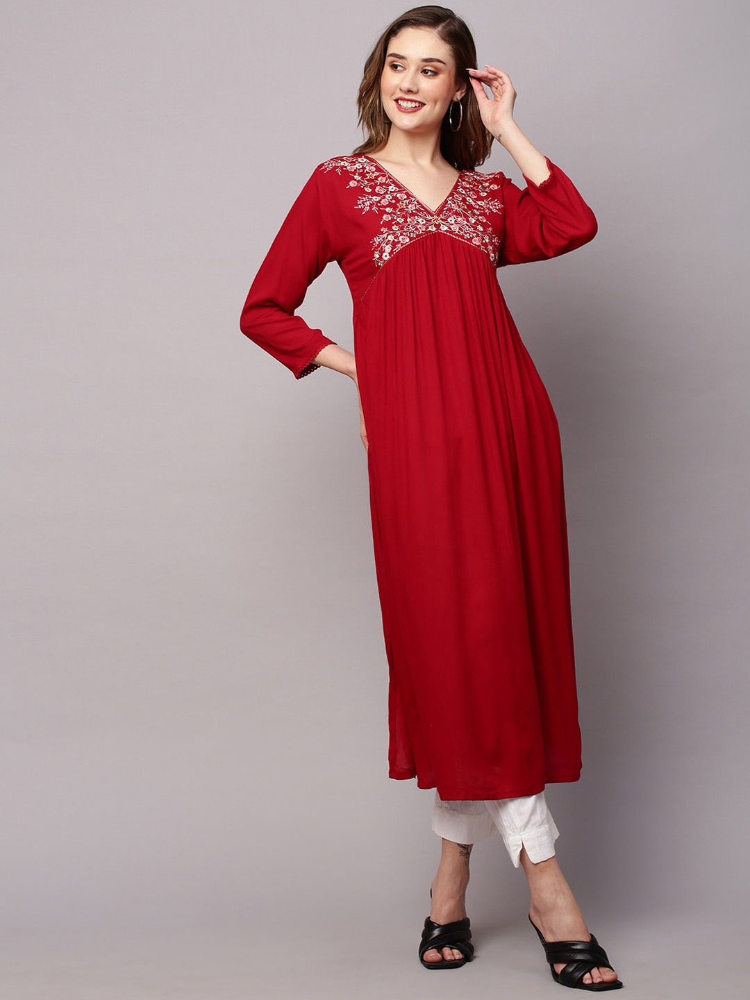 

KALINI Floral Yoke Design V-Neck Thread Work Detailed Empire Straight Kurta, Red