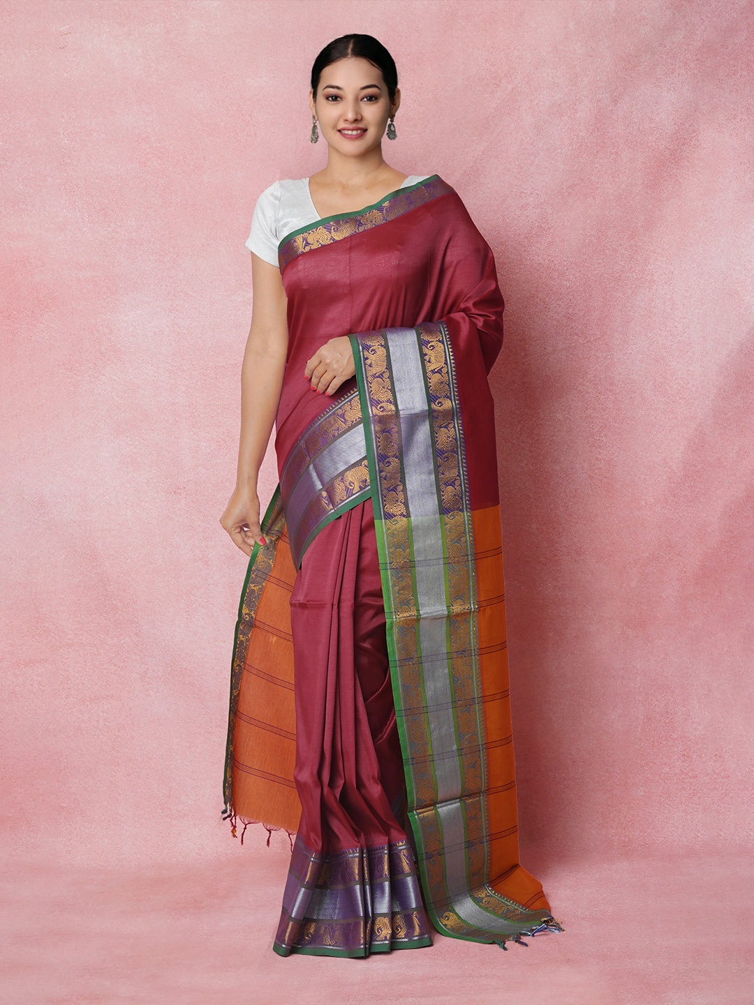 

Unnati Silks Zari Pure Silk Handloom Narayan Peth Saree, Maroon