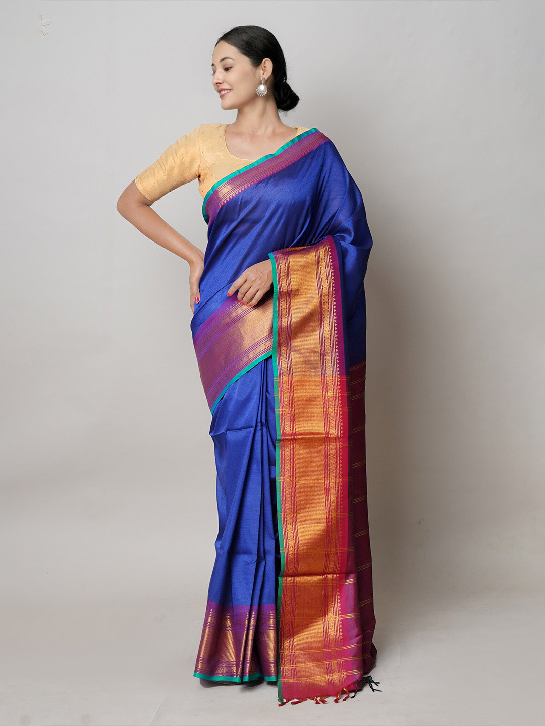 

Unnati Silks Zari Pure Silk Handloom Narayan Peth Saree, Blue