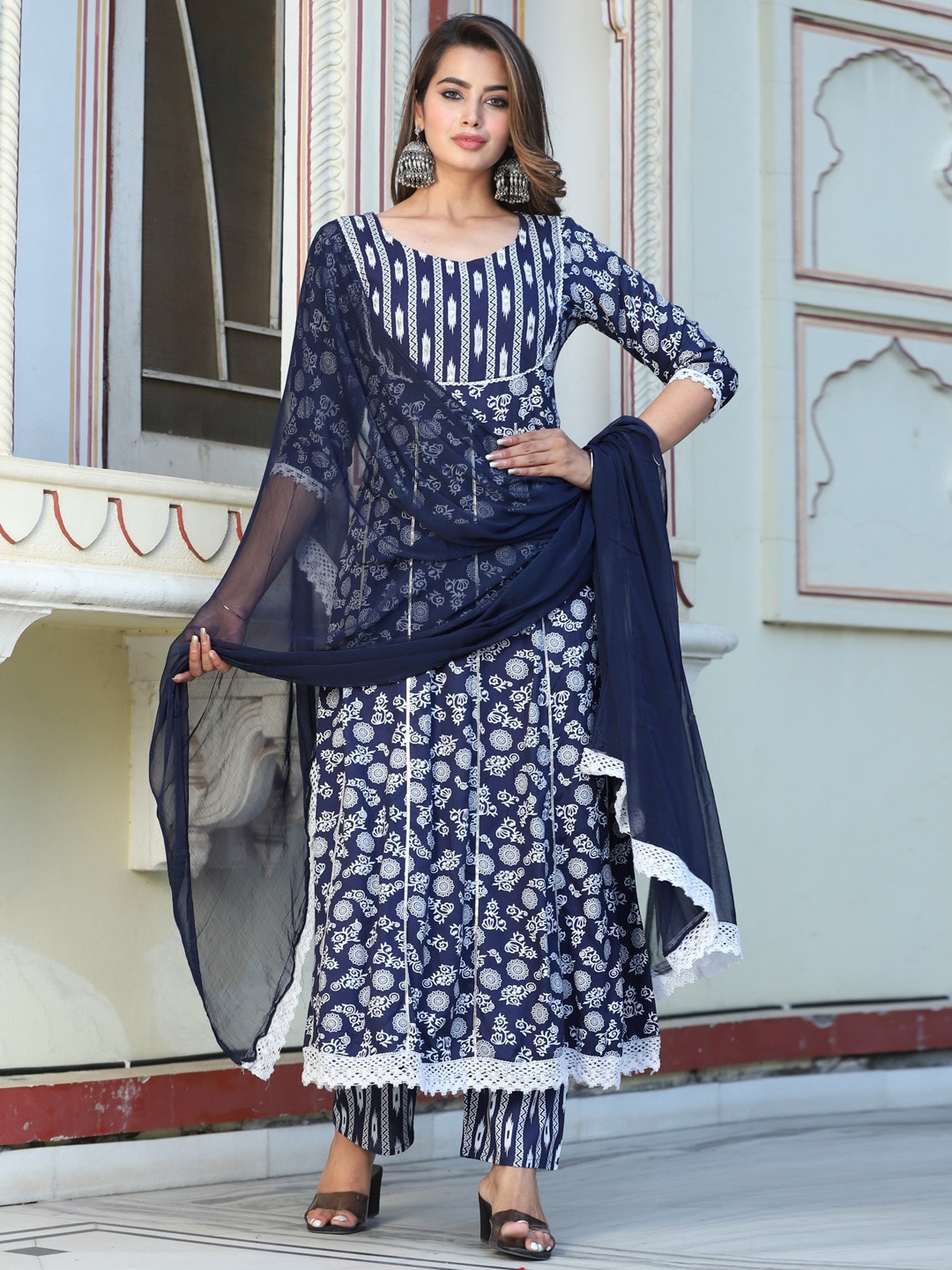 

SINGNI Ethnic Motifs Printed Mirror Wok Regular Kurta With Trousers & Dupatta, Navy blue