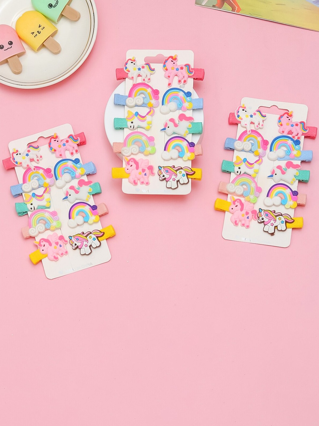 

Yellow Bee Girls Set of 3 Unicorn Embellished Alligator Hair Clips, White
