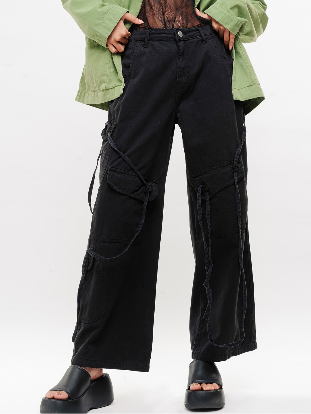 

FREAKINS Women Straight Fit High-Rise Pure Cotton Cargo Jeans, Black