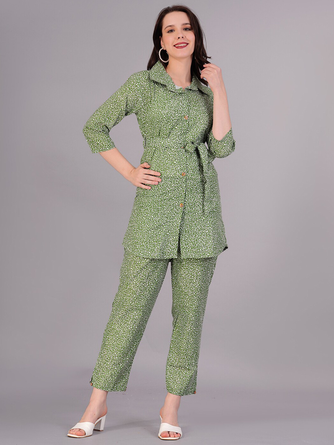 

KALINI Floral Printed Shirt Collar Fusion Belted Pure Cotton Kurta With Trousers, Green