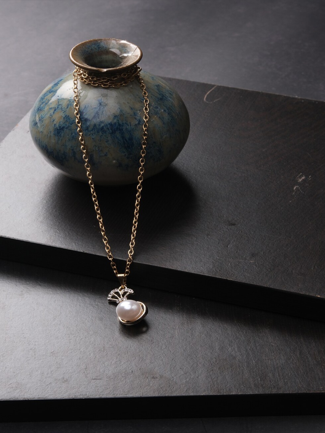 

Jewelz Gold-Plated Pearl Contemporary Pendent With Chain