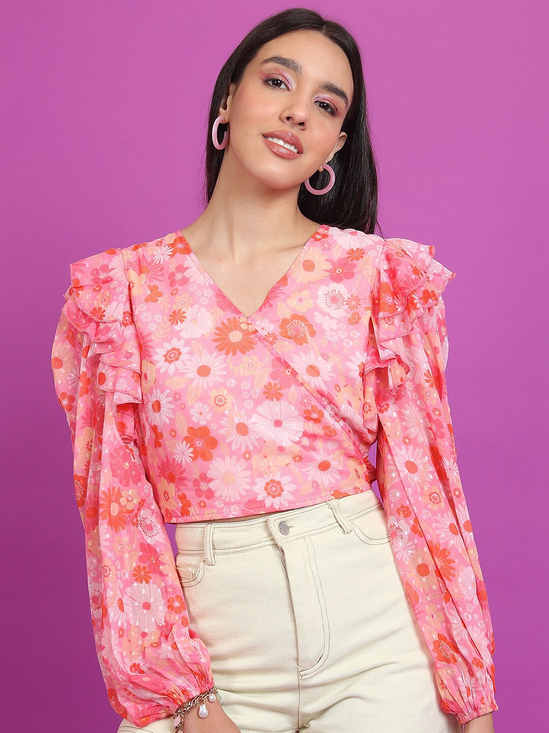 

Tokyo Talkies Pink Floral Printed Puffed Sleeves Ruffled Wrap Crop Top