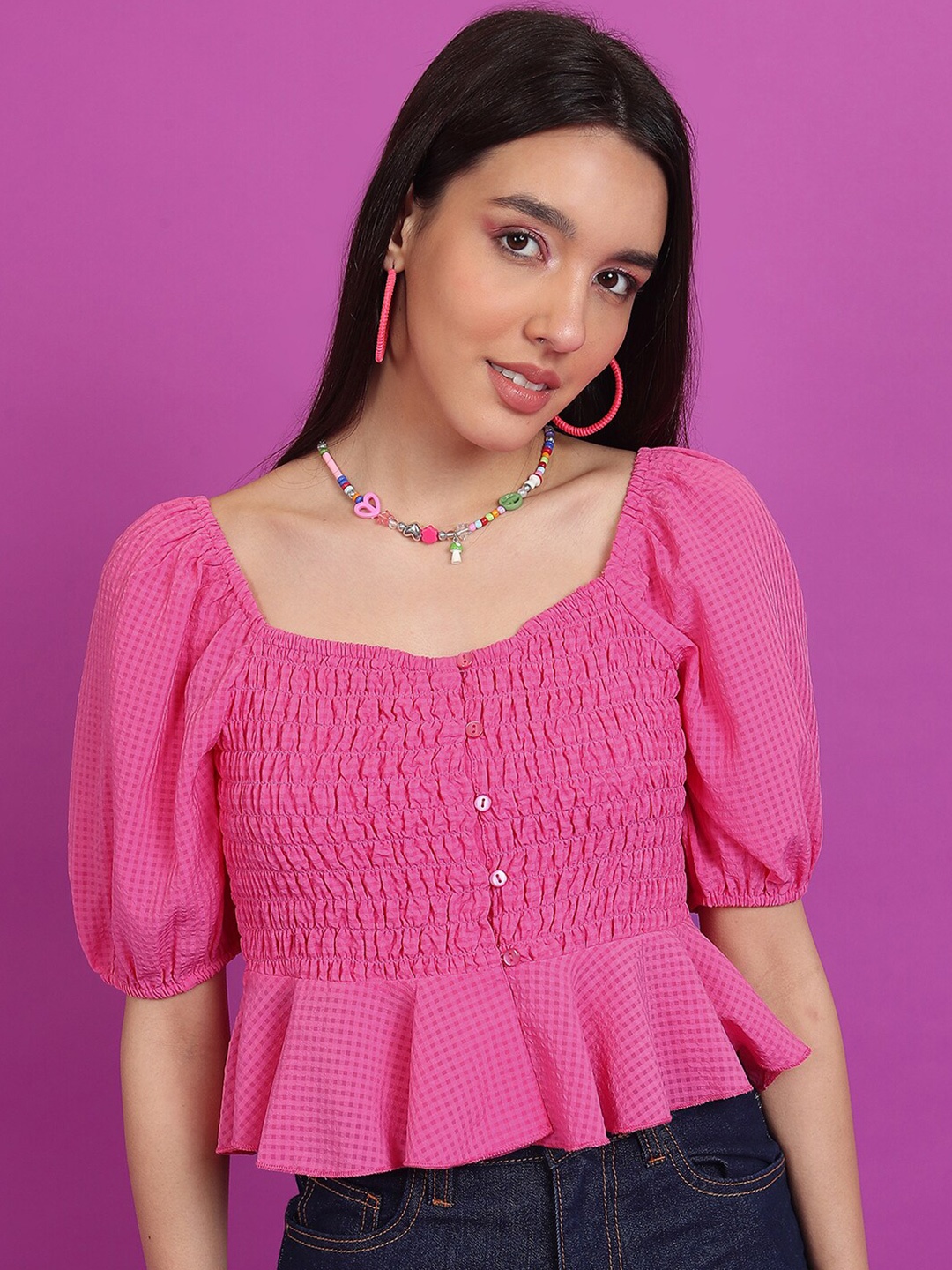 

Tokyo Talkies Pink Checked Sweetheart Neck Smocked Puff Sleeve Peplum Top