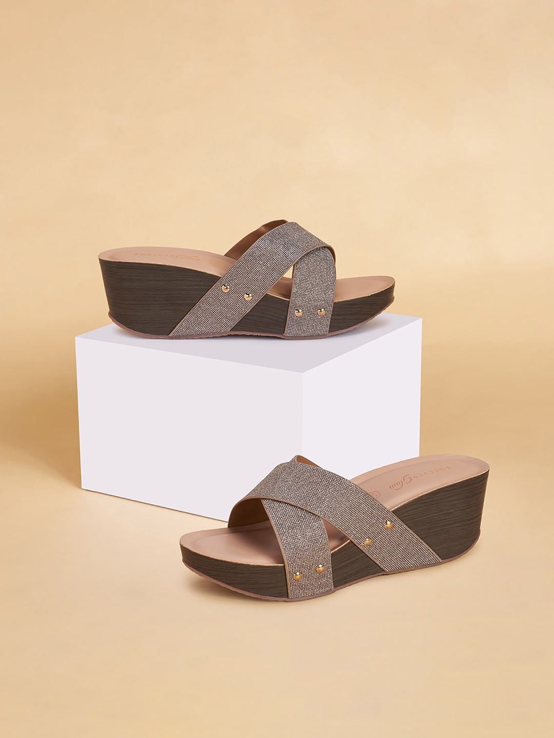 

Forever Glam by Pantaloons Embellished Cross Strap Wedges, Gold