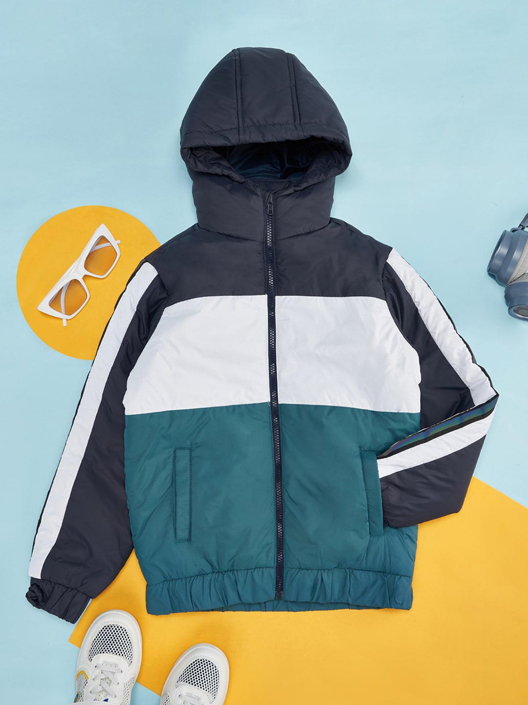 

YU by Pantaloons Boys Colourblocked Hooded Padded Jacket, Navy blue