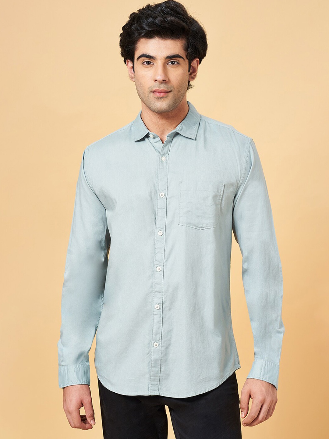 

BYFORD by Pantaloons Slim Fit Spread Collar Cotton Casual Shirt, Green