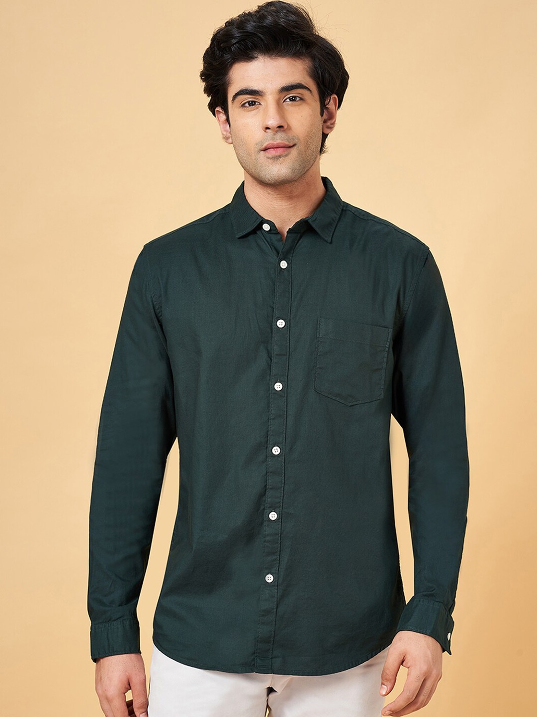 

BYFORD by Pantaloons Slim Fit Spread Collar Cotton Casual Shirt, Green
