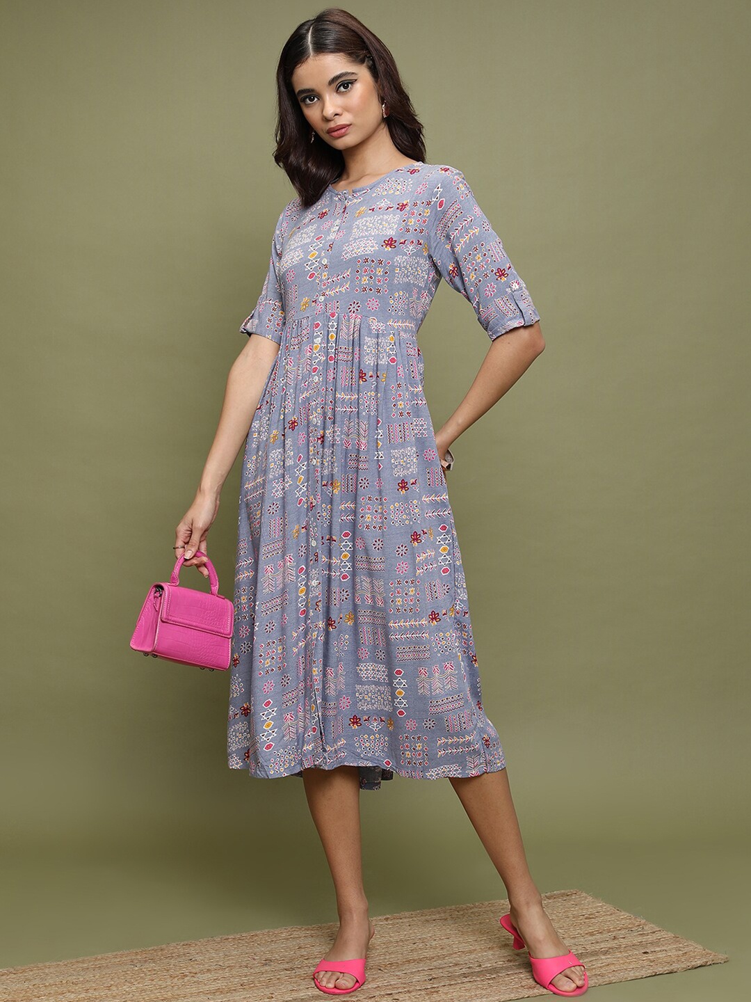 

Vishudh Blue Floral Printed A-Line Midi Dress