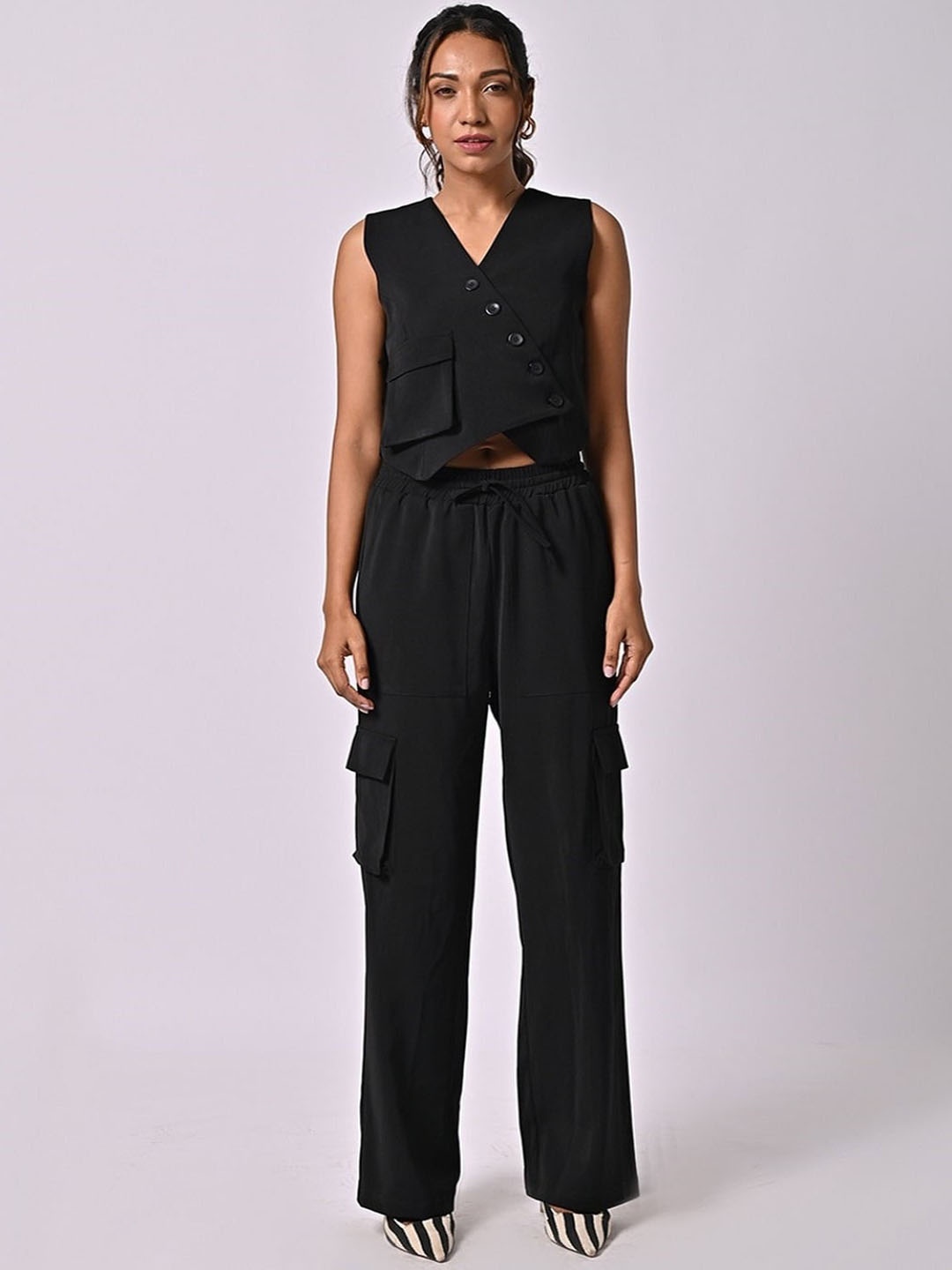 

MISSY Women Comfort Fit High-Rise Cargos, Black