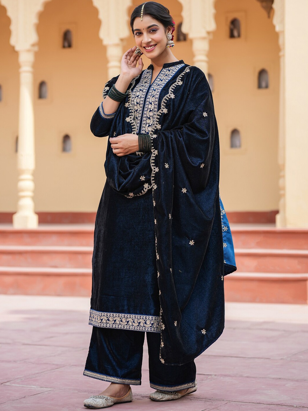 

Yufta Ethnic Motifs Yoke Design Sequinned Velvet Straight Kurta With Palazzos & Dupatta, Teal