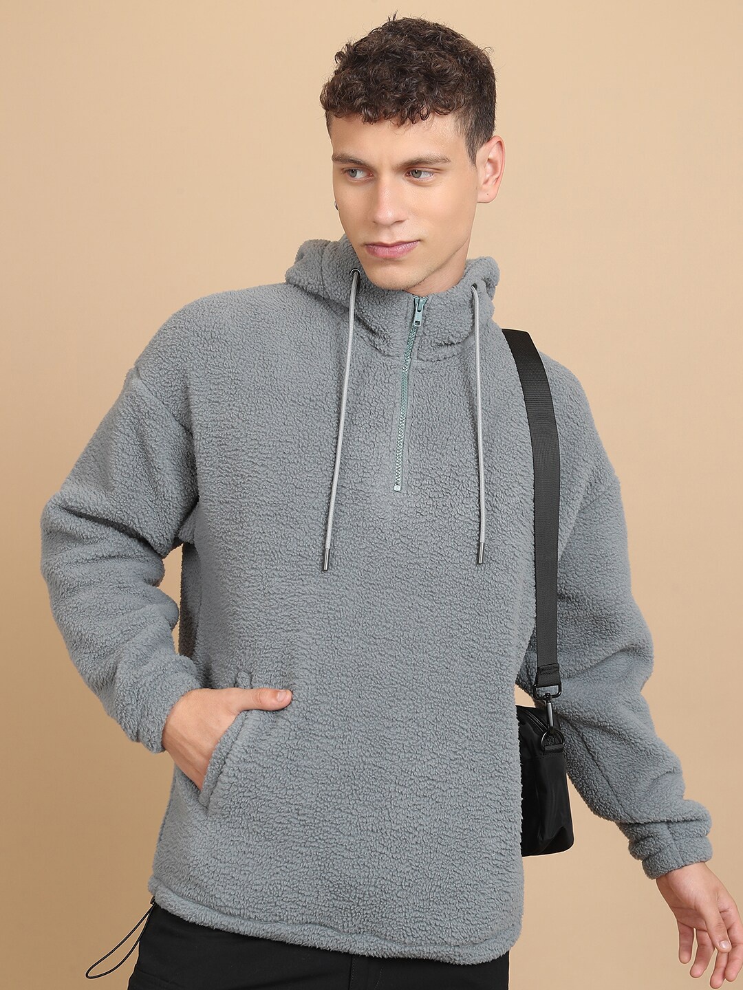 

HIGHLANDER Oversized Hooded High Neck Drop-Shoulder Sleeves Sweatshirt, Grey