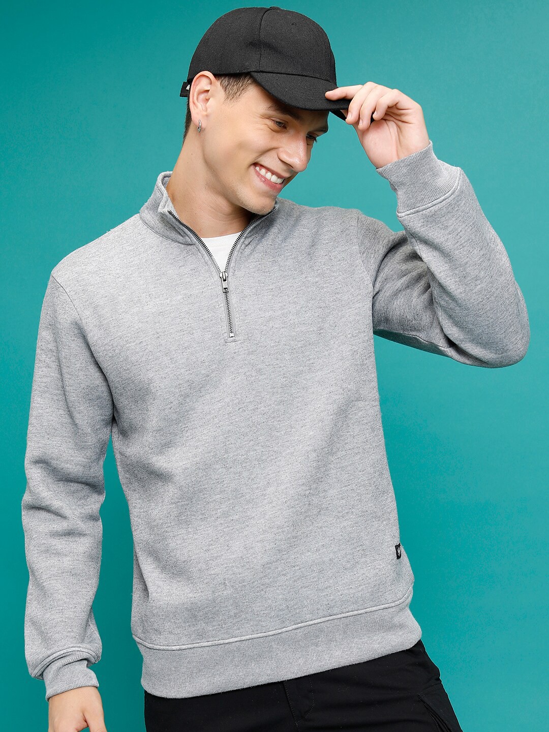 

HIGHLANDER Mock Collar Sweatshirt, Grey