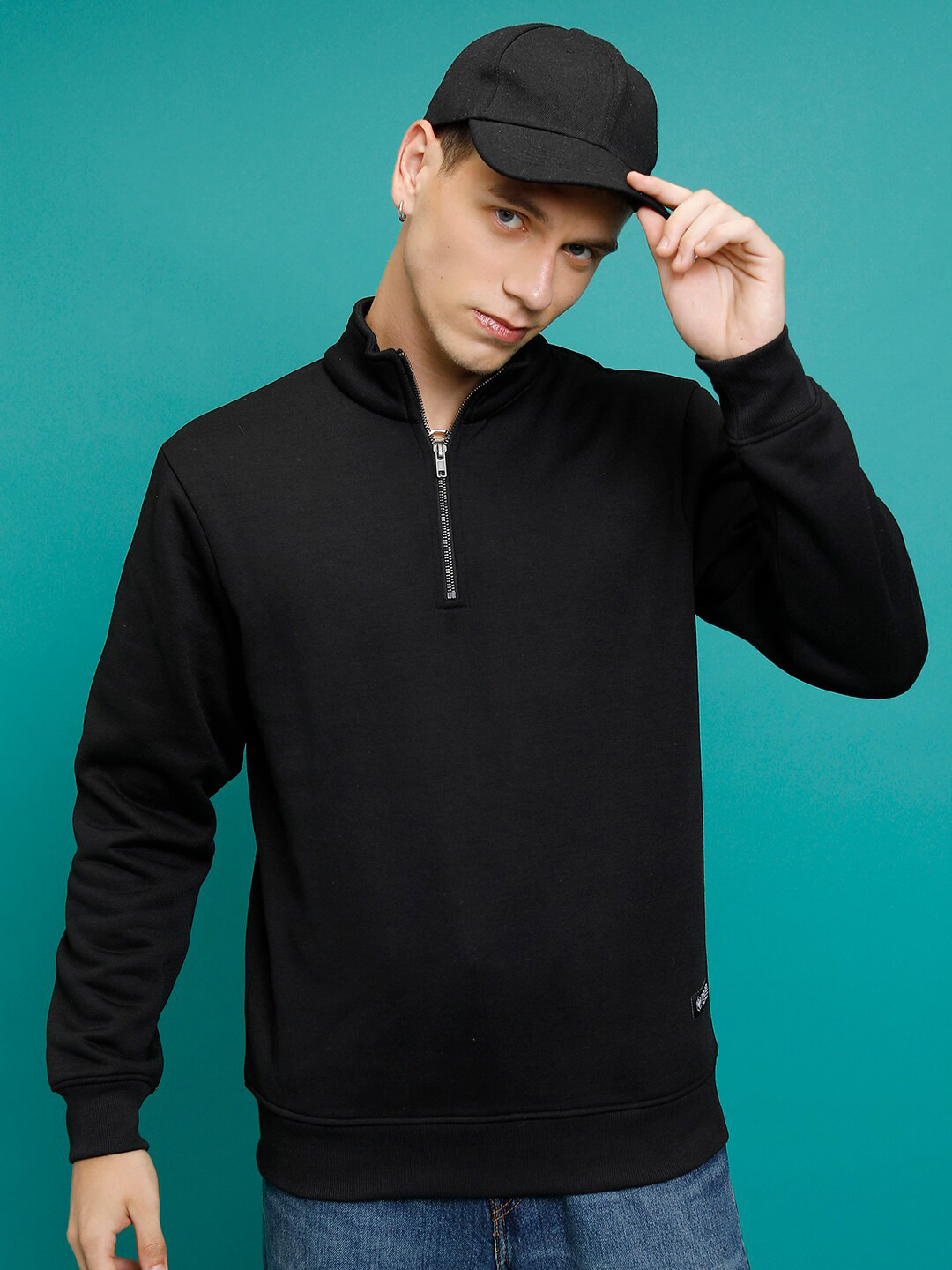 

HIGHLANDER High Neck Half Zipper Pullover, Black