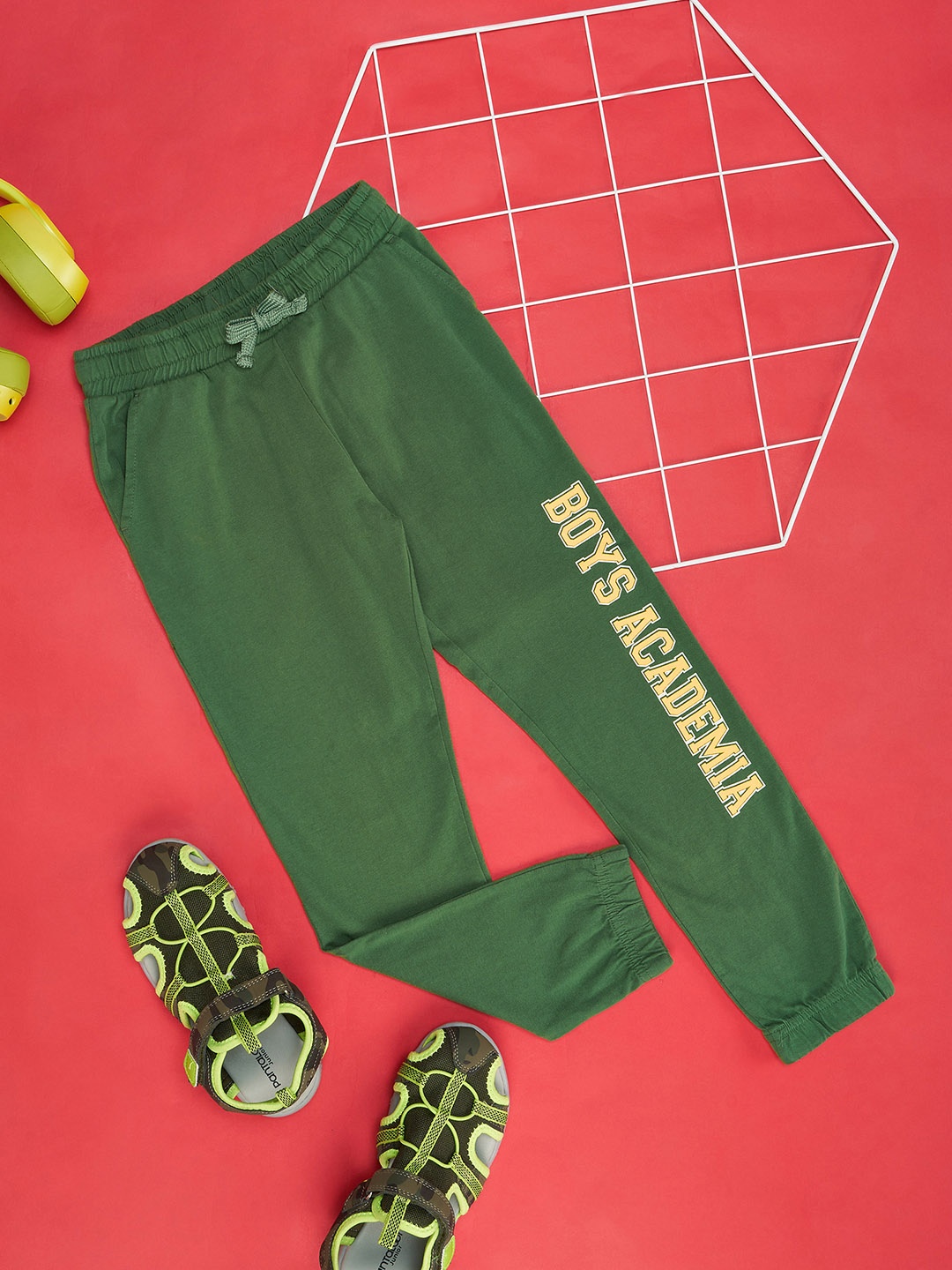 

Pantaloons Junior Boys Cotton Mid-Rise Joggers, Green