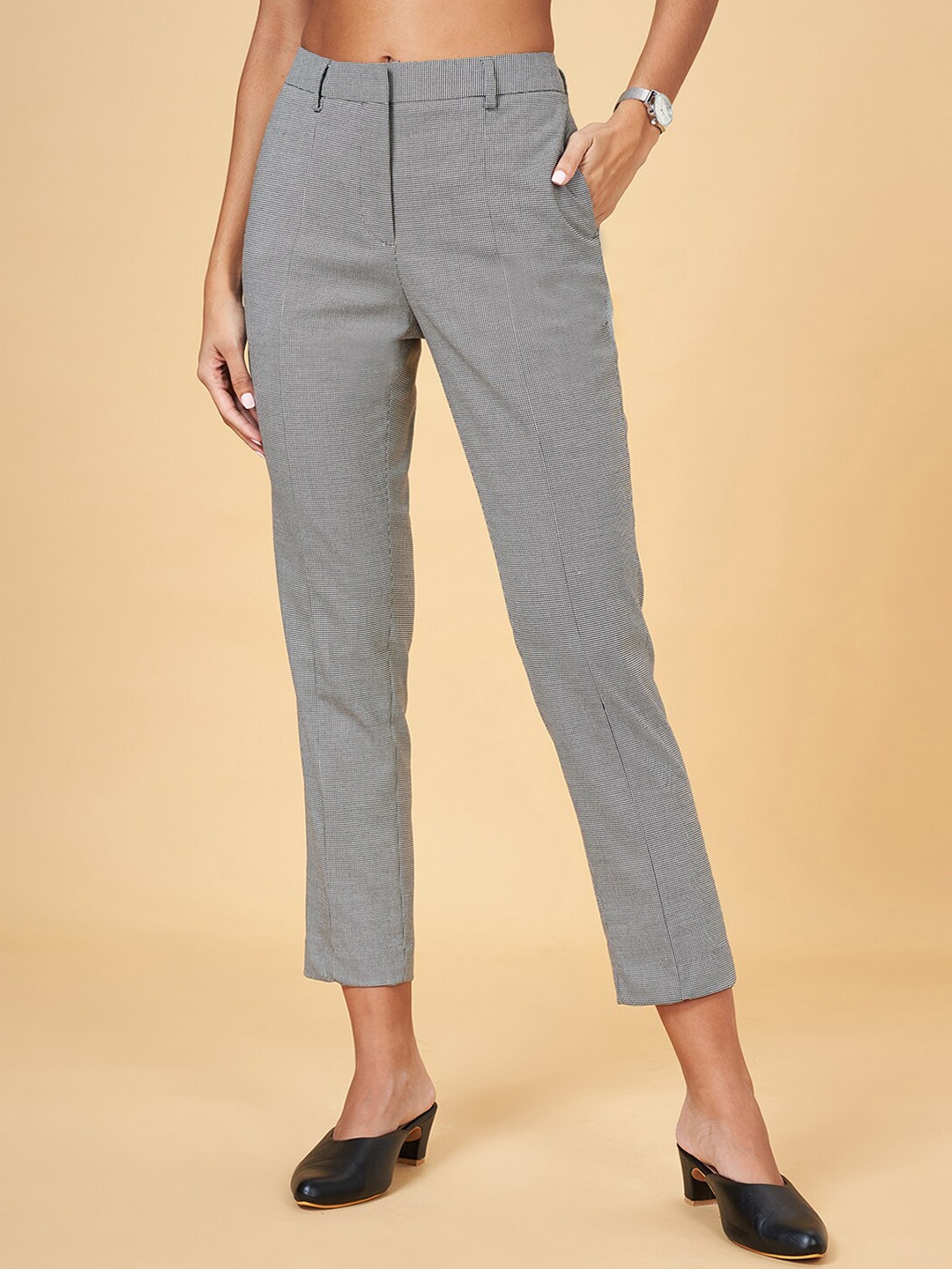 

Annabelle by Pantaloons Women Checked Slim Fit Formal Trousers, White