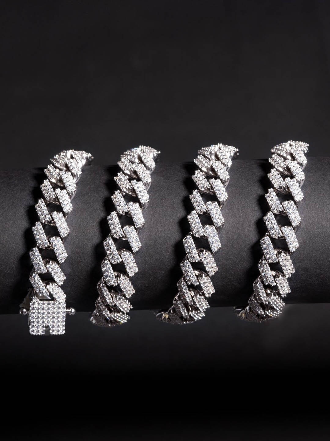 

ORIONZ Men Sterling Silver Cubic Zirconia-Studded Link Chain
