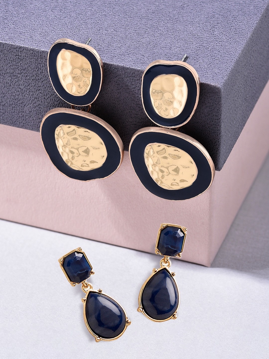 

AMI Set Of 2 Gold-Plated Enamelled Artificial Stones Contemporary Drop Earrings