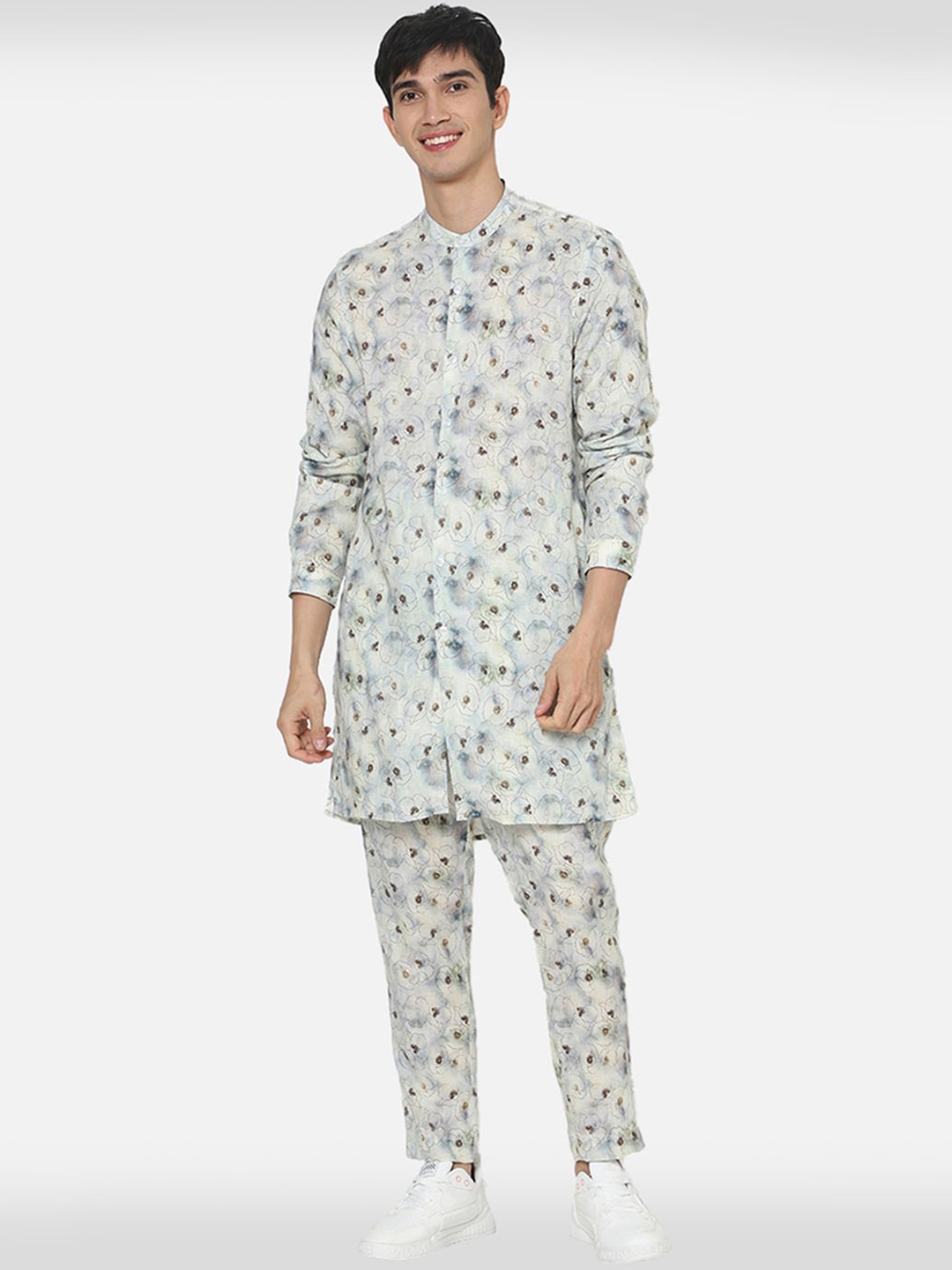 

Komal Kothari Floral Printed Straight Kurta With Pyjama, Green