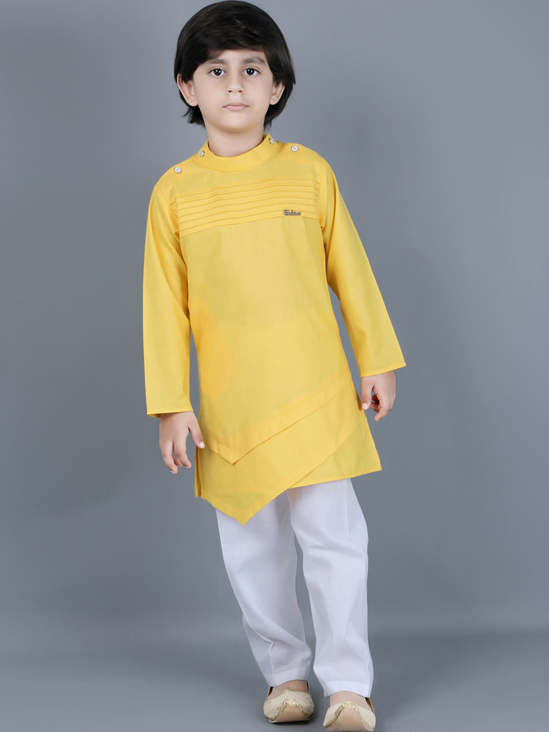 

KIDS FARM Boys Stand Collar Regular Kurta With Pyjamas, Yellow