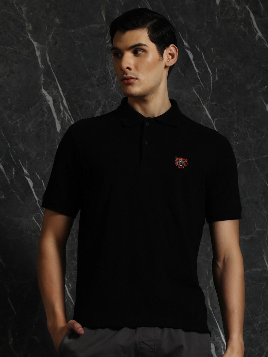 

Breakbounce Polo Collar Cotton T-shirt, Black