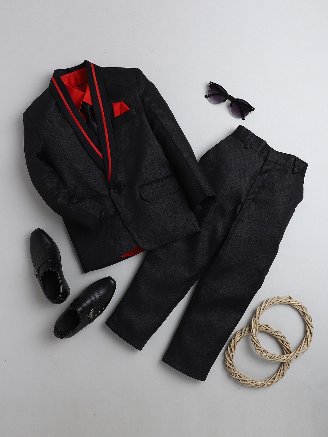

BAESD Boys Single-Breasted 4-Piece Suit, Black