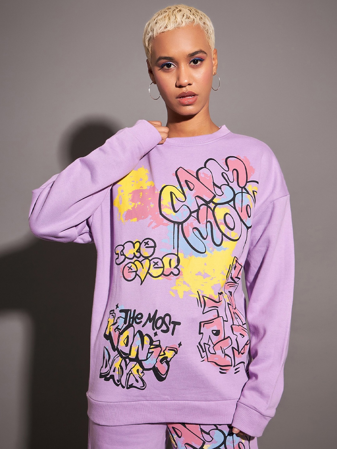 

SASSAFRAS Typography Printed Long Sleeve Fleece Oversized Pullover Sweatshirt, Lavender