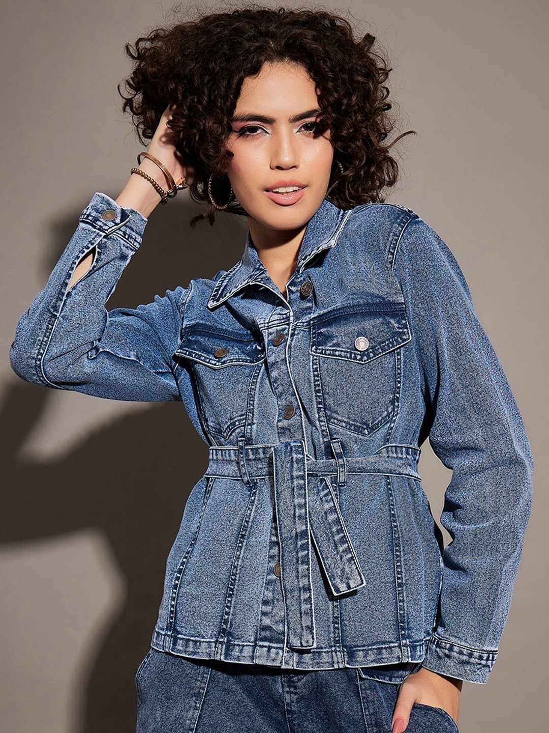 

SASSAFRAS Blue Washed Spread Collar Denim Jacket