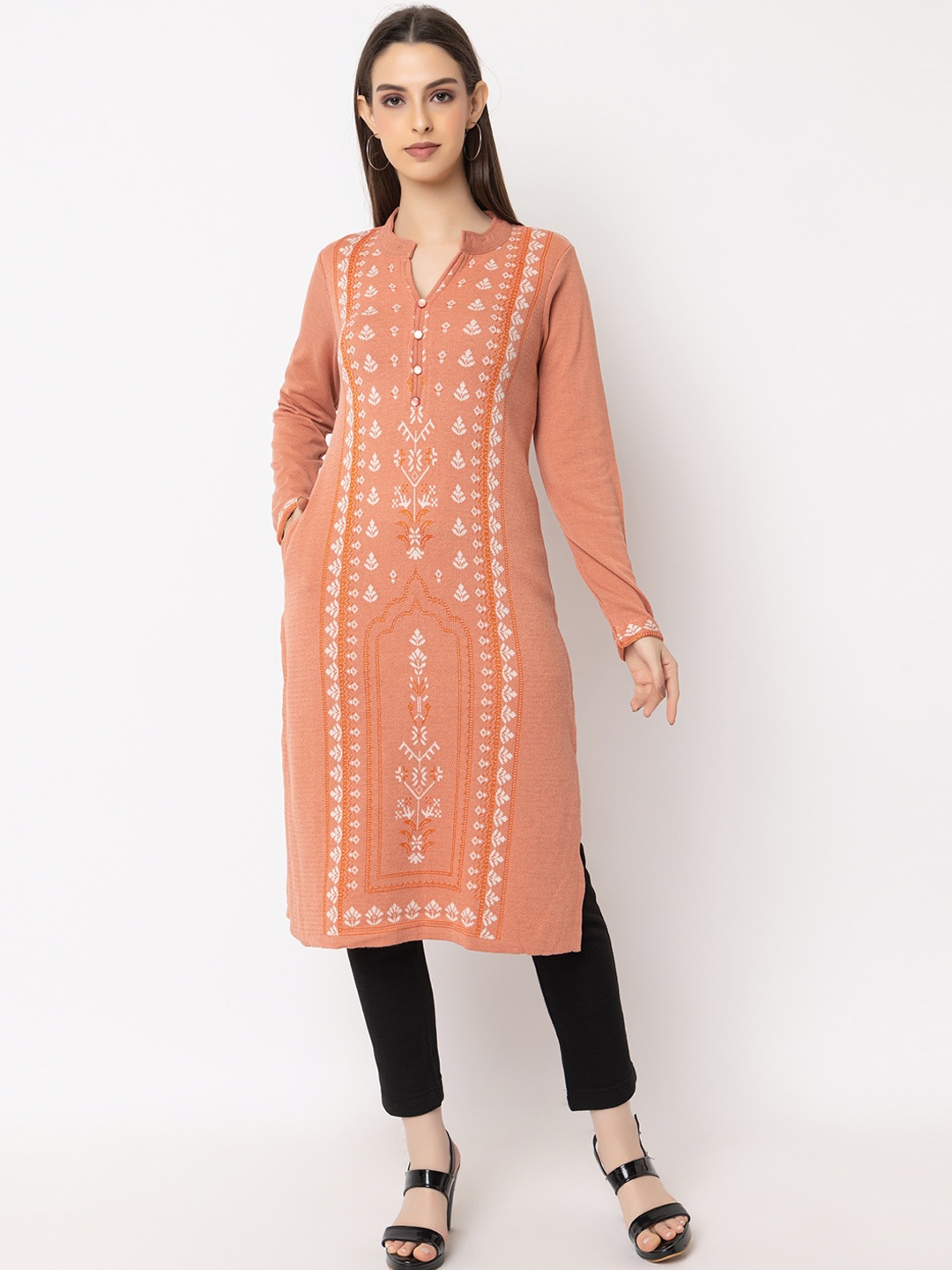 

KEIKO Ethnic Motifs Printed Mandarin Collar Straight Kurta, Peach