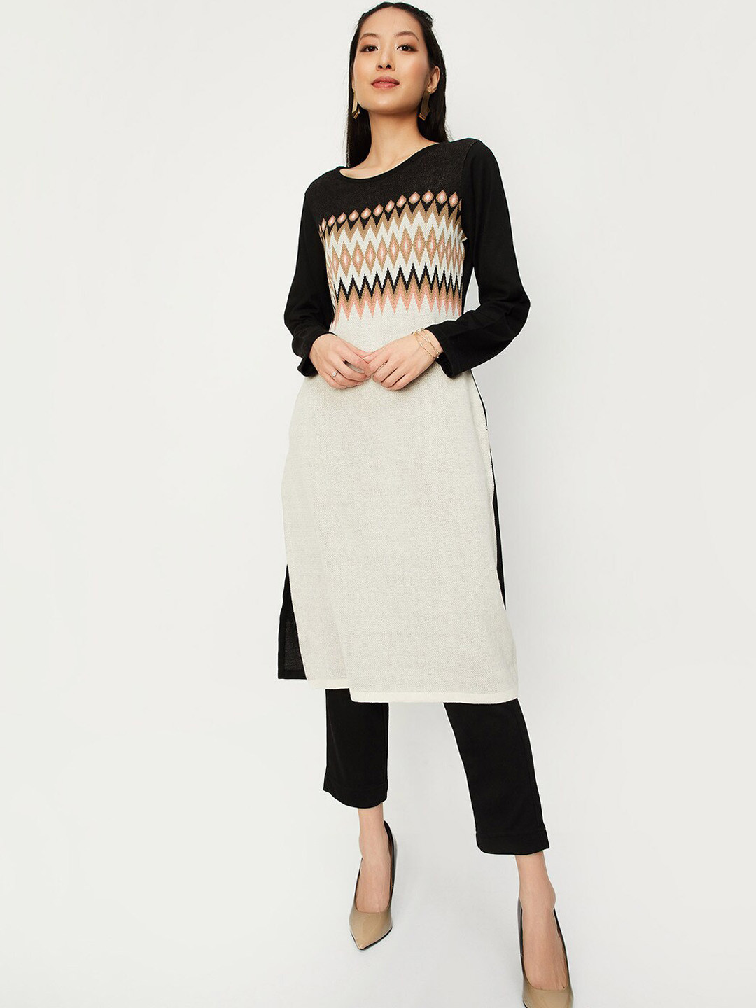 

max Geometric Woven Design Acrylic Straight Kurta, Off white