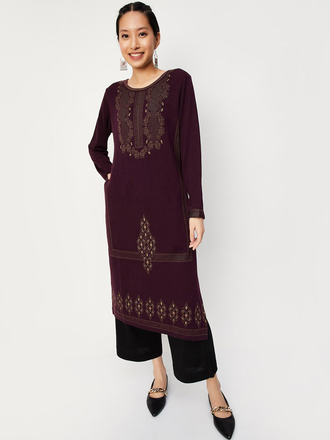 

max Ethnic Motifs Printed Round Neck Straight Kurta, Red