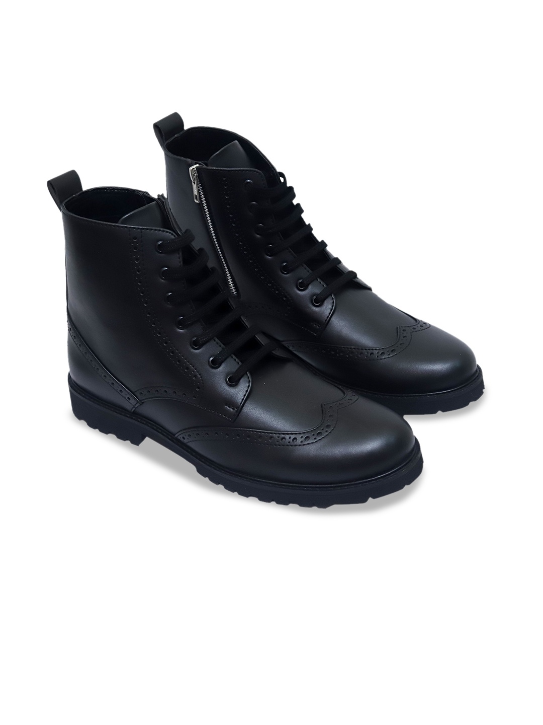 

GRIFFIN Men Mid Top Textured Brogue Detail Regular Boots, Black