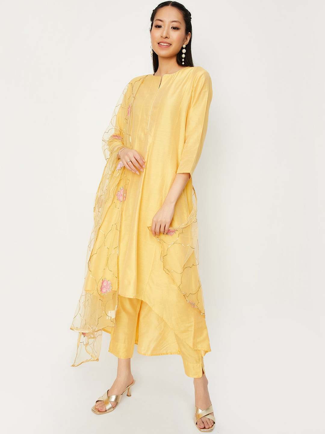 

max Round Neck A-Line Kurta With Trousers & Dupatta, Yellow