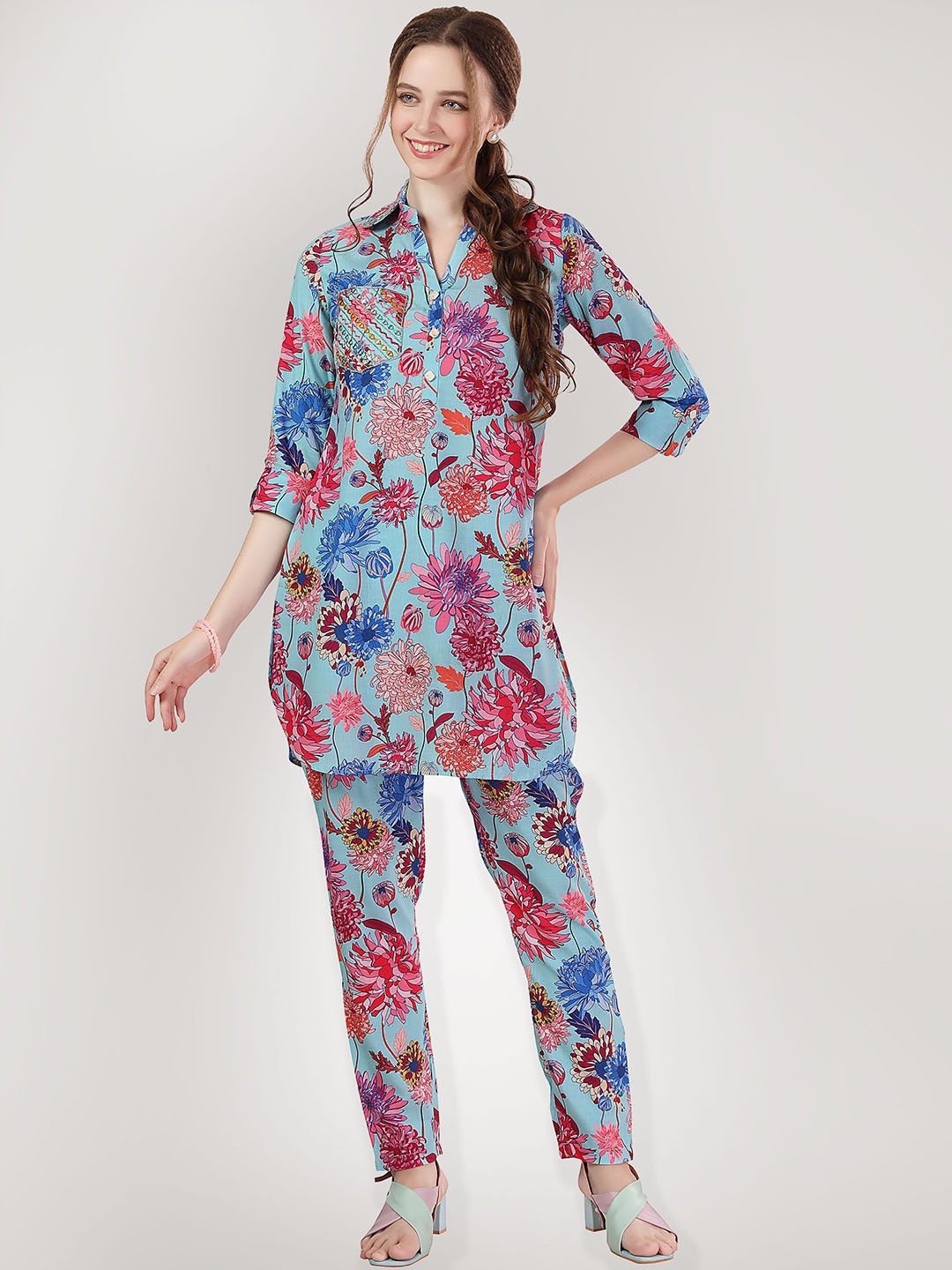 

keshubaba Floral Printed Pure Cotton Shirt Collar Roll-Up Sleeves Kurta With Trousers, Blue