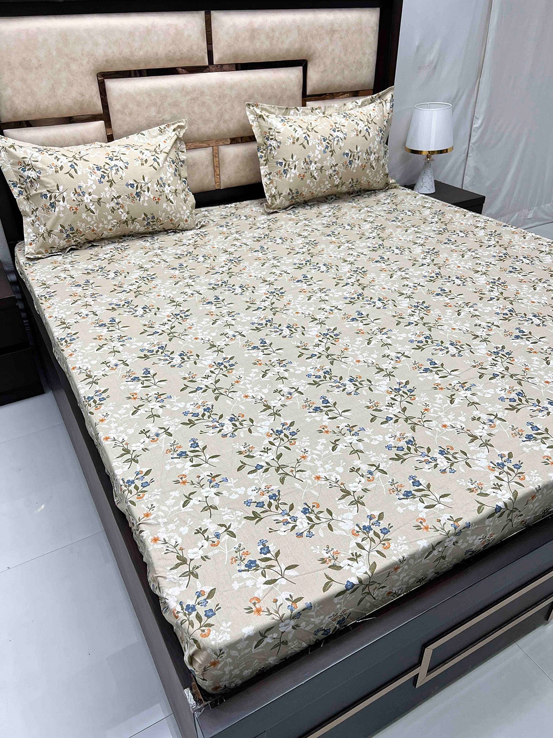 

Pure Decor Gem Beige Floral 300 TC Fitted Queen Bedsheet with 2 Pillow Covers