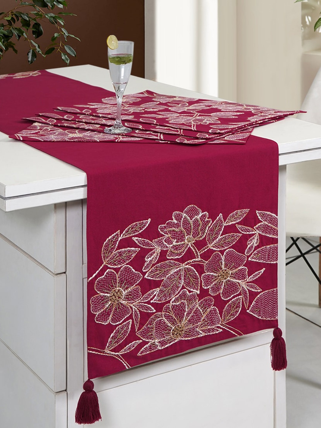 

Ode & Cleo Printed Rectangular Eco Friendly Table Mats, Maroon