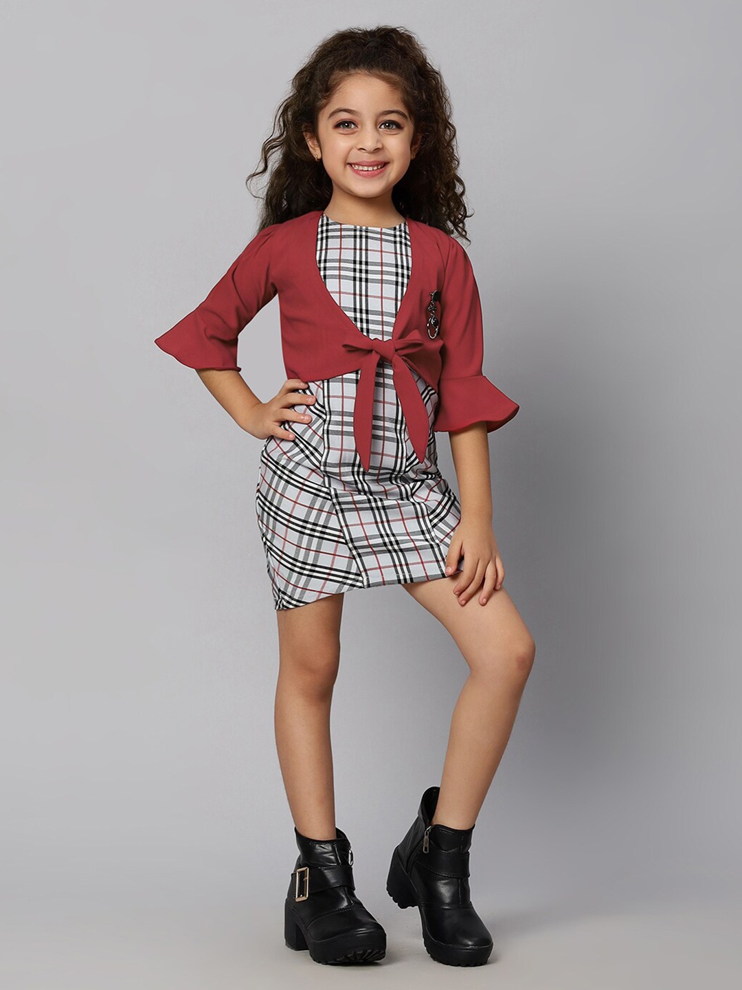 

Macwin Girls Checked Chiffon Sheath Dress, Grey