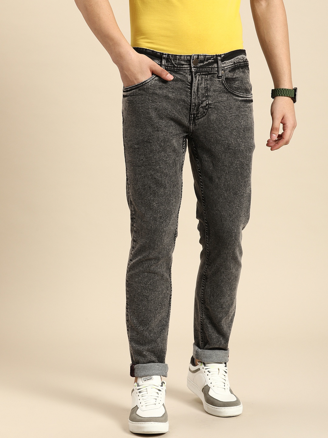 

Being Human Men Slim Fit Heavy Fade Stretchable Mid-Rise Jeans, Grey